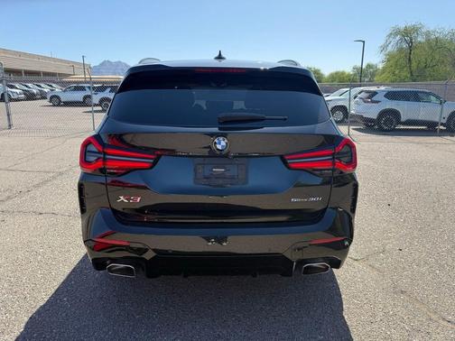 Black Sapphire Metallic 2022 BMW X3 sDrive30i