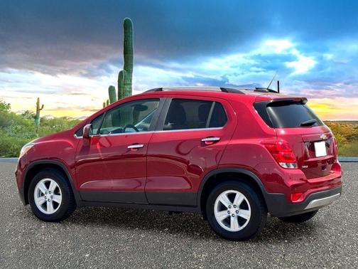 Cajun Red Tintcoat 2018 Chevrolet Trax LT