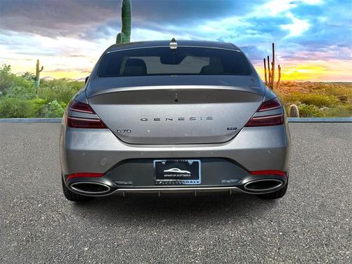 2023 Genesis G70 3.3T RWD