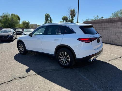 2024 Mercedes-Benz GLC 300 Base