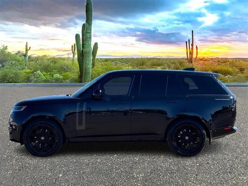 2025 Land Rover Range Rover P400 SE