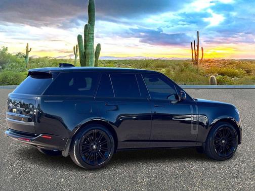 2025 Land Rover Range Rover P400 SE