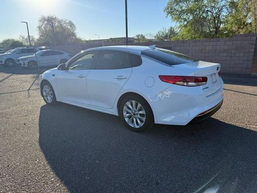 2017 Kia Optima LX