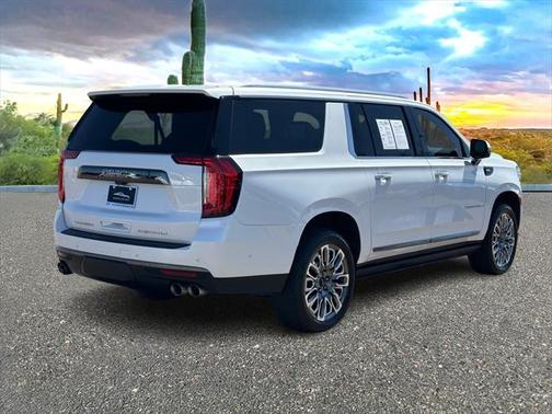 2023 GMC Yukon XL Denali Ultimate