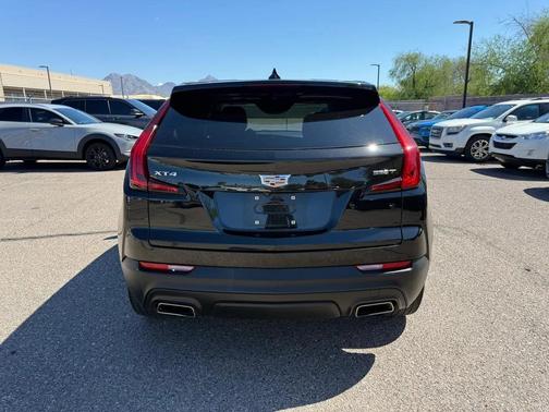 2023 Cadillac XT4 Luxury
