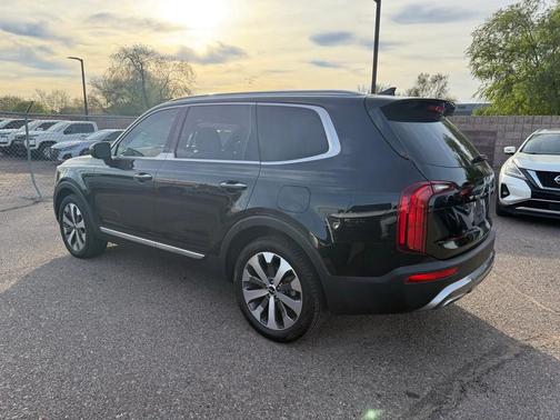 2022 Kia Telluride S