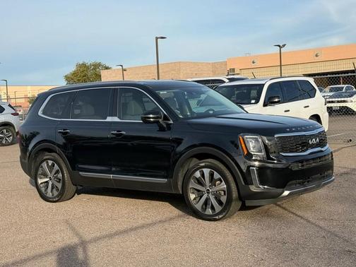 2022 Kia Telluride S