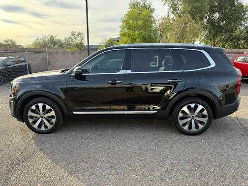 2022 Kia Telluride S