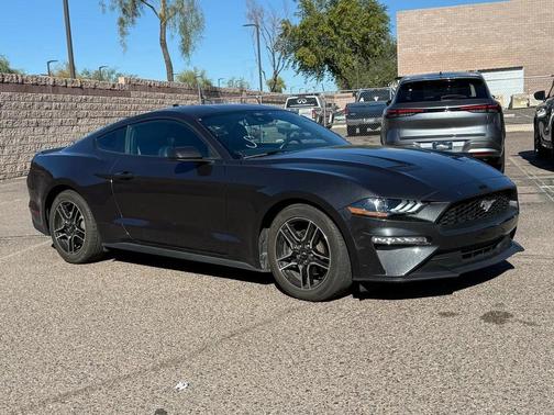 2022 Ford Mustang EcoBoost Premium
