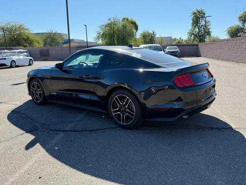 2022 Ford Mustang EcoBoost Premium