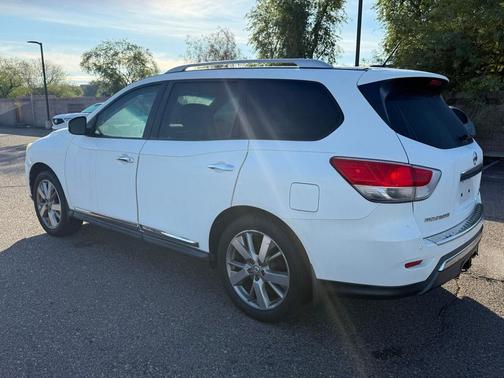 2014 Nissan Pathfinder Platinum