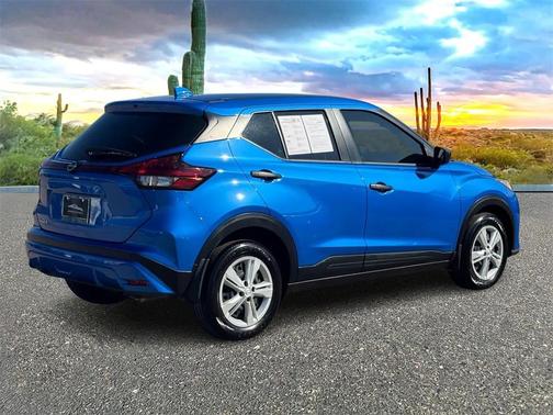 2024 Nissan Kicks S