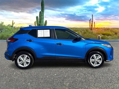 2024 Nissan Kicks S