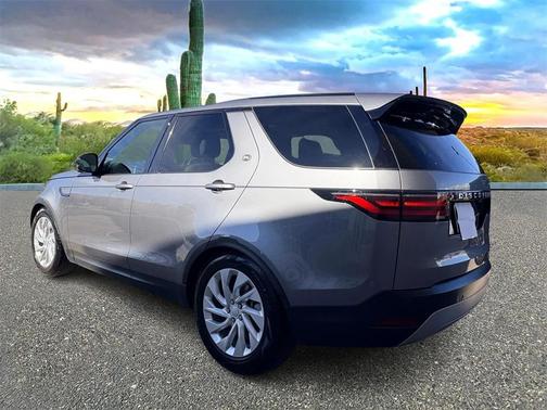 2025 Land Rover Discovery P300 S