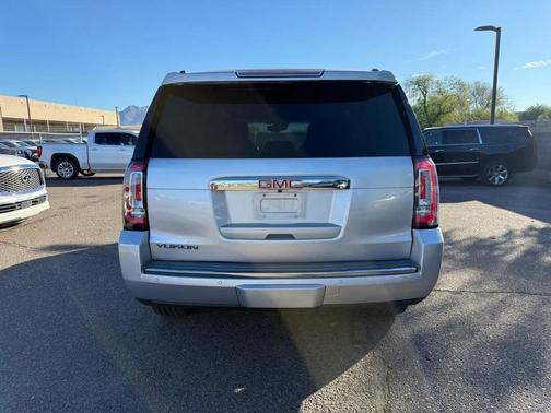 2016 GMC Yukon Denali