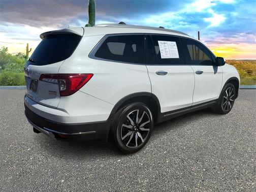 2021 Honda Pilot Touring 8-Passenger