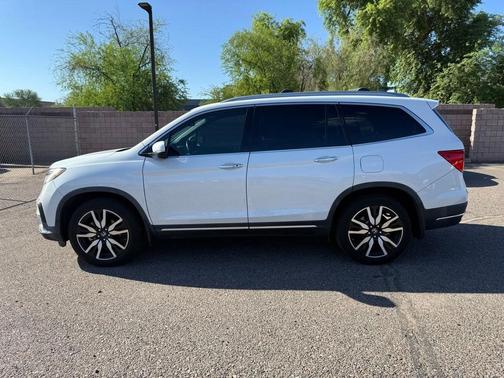 2021 Honda Pilot Touring 8-Passenger