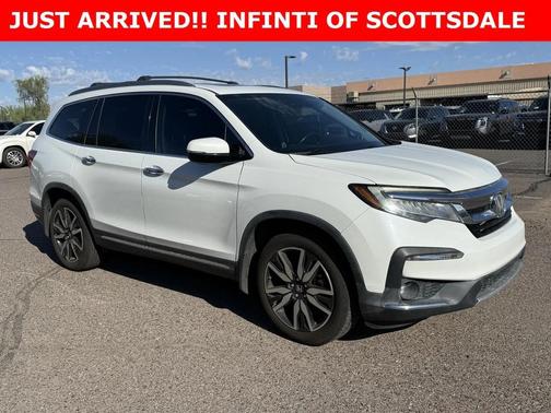 2021 Honda Pilot Touring 8-Passenger