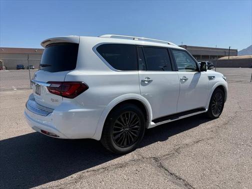 2023 INFINITI QX80 SENSORY AWD