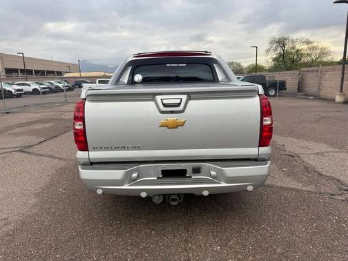 2013 Chevrolet Avalanche LS