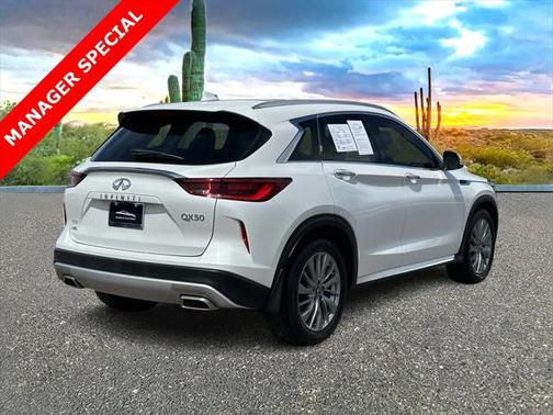 2023 INFINITI QX50 LUXE AWD