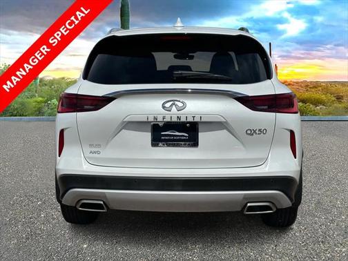 2023 INFINITI QX50 LUXE AWD