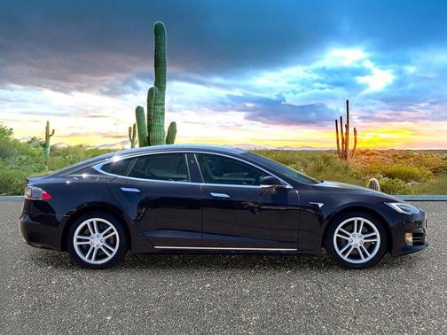 Black 2016 Tesla Model S