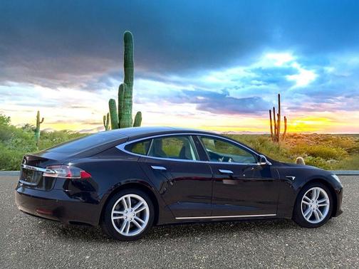Black 2016 Tesla Model S