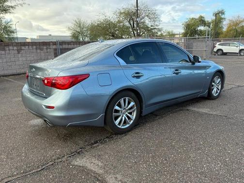 2015 INFINITI Q50 Premium