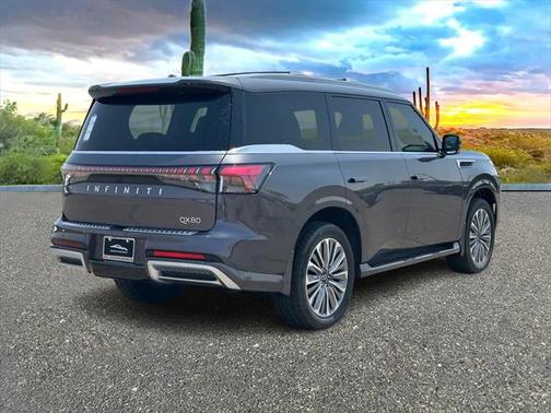 2025 INFINITI QX80 Luxe
