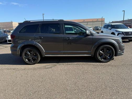 2018 Dodge Journey Crossroad