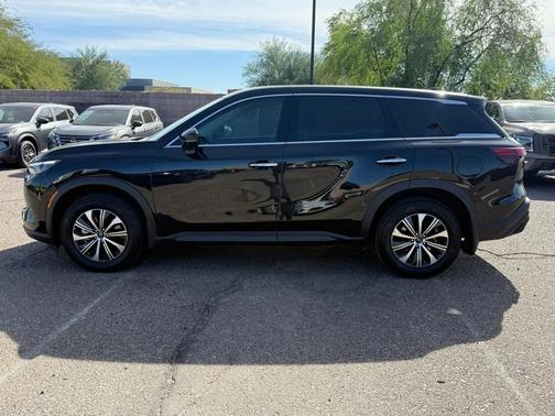 2025 INFINITI QX60 Pure