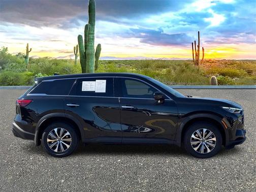 2025 INFINITI QX60 Pure