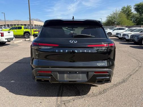 2025 INFINITI QX60 Pure