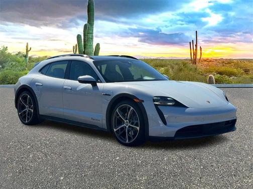 2022 Porsche Taycan 4