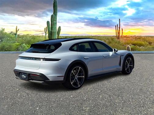 2022 Porsche Taycan 4