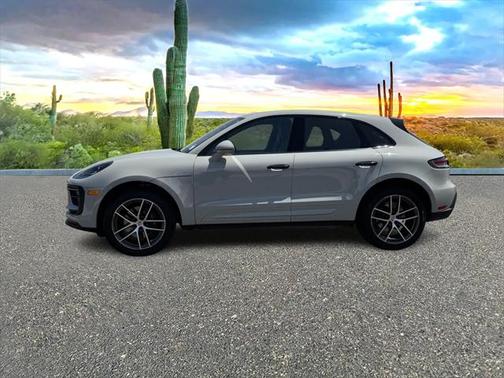2024 Porsche Macan Base