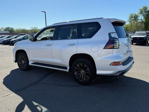 2023 Lexus GX 460 Premium