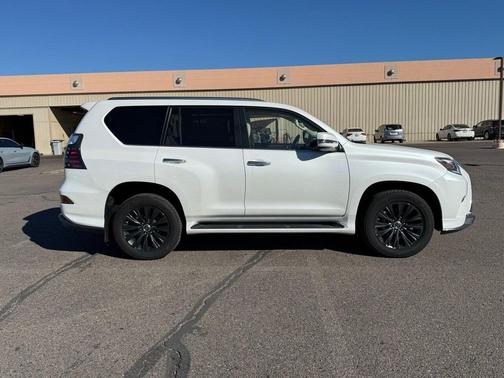2023 Lexus GX 460 Premium