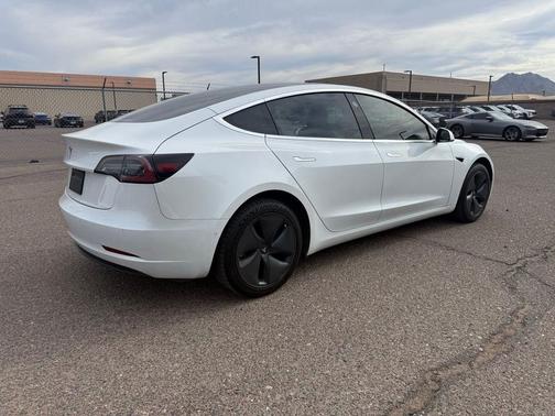 2020 Tesla Model 3 Standard Range