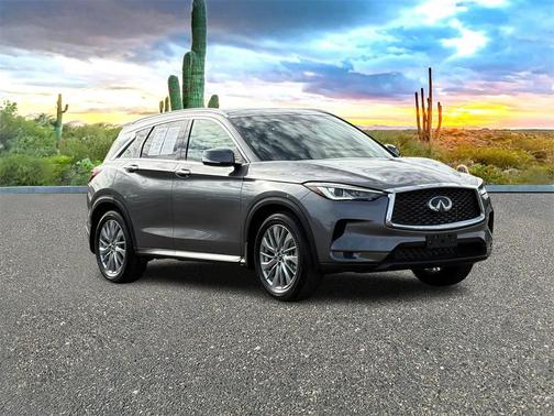 2023 INFINITI QX50 LUXE