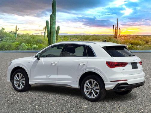 Arkona White 2025 Audi Q3 45 S line Premium Plus