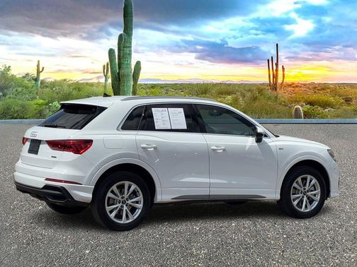 Arkona White 2025 Audi Q3 45 S line Premium Plus