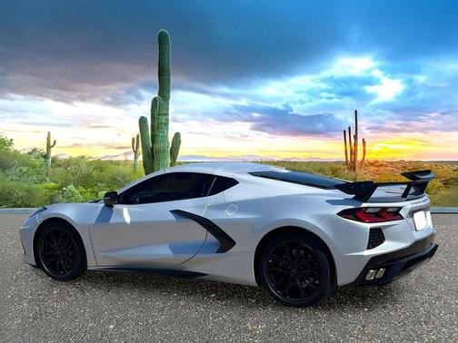 Blade Silver Metallic 2026 Chevrolet Corvette Stingray w/1LT
