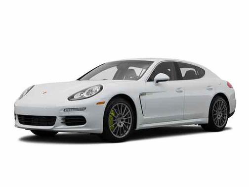 2016 Porsche Panamera 4