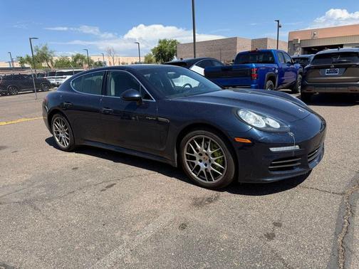Blue 2016 Porsche Panamera 4