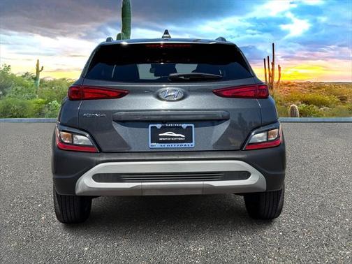 2022 Hyundai KONA SEL
