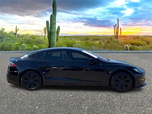 2021 Tesla Model S Plaid