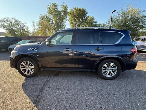 2016 INFINITI QX80 Base