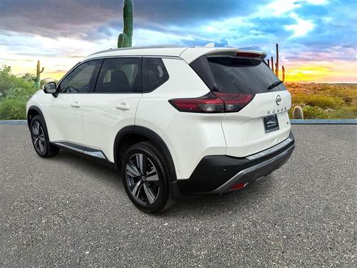 2022 Nissan Rogue SL